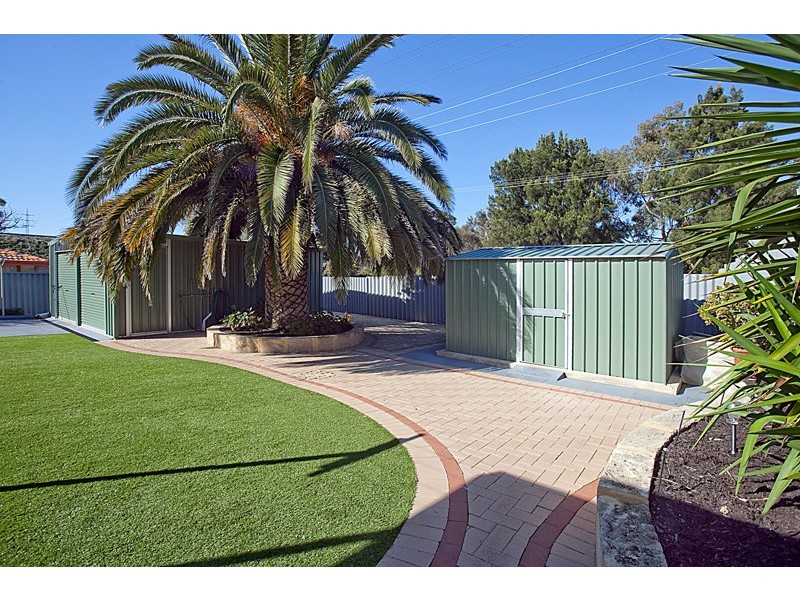 10 Potter Court, Spearwood WA 6163