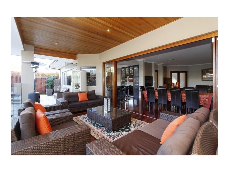 20 Booker Street, Attadale WA 6156