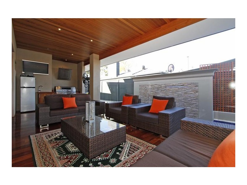 20 Booker Street, Attadale WA 6156
