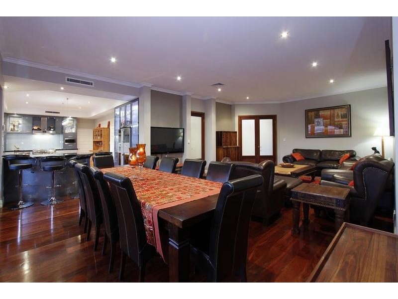 20 Booker Street, Attadale WA 6156