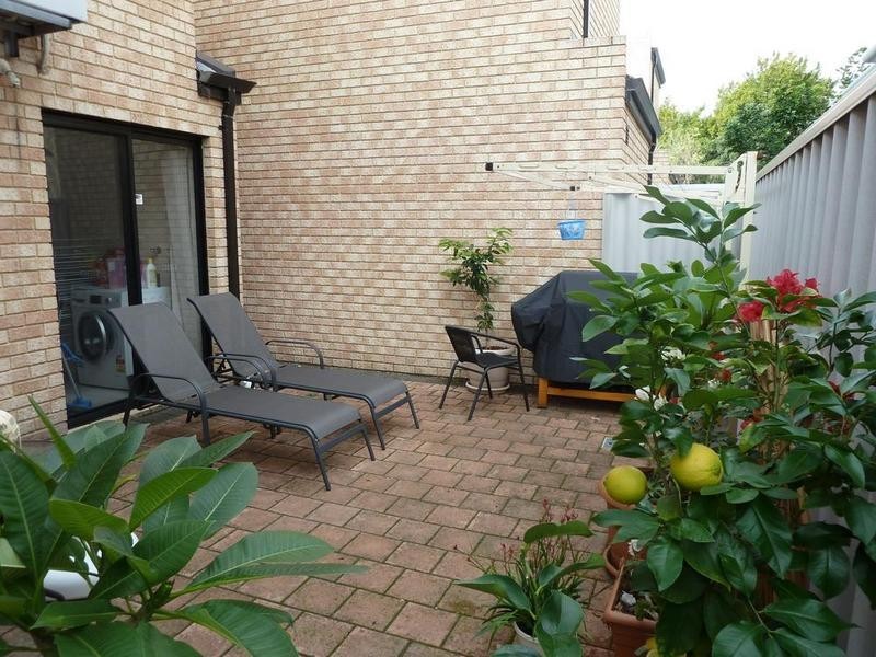 6/163 Stock Road, Attadale WA 6156