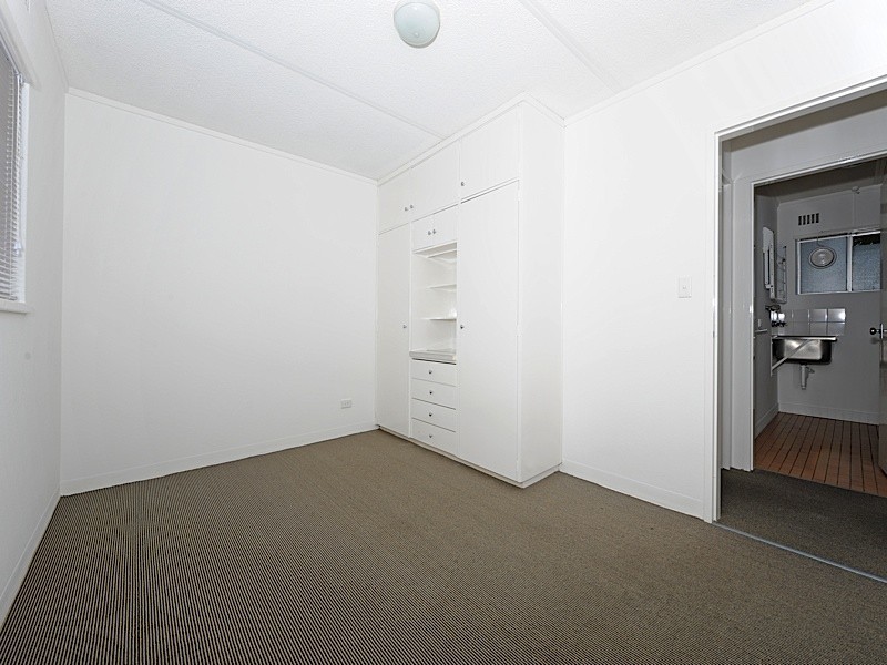 8/94 Lefroy Road, Beaconsfield WA 6162