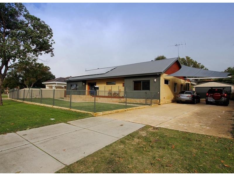 50 Kitchener Road, Melville WA 6156