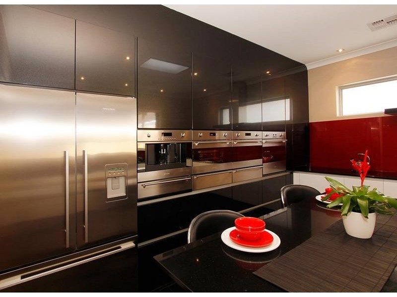 50 Kitchener Road, Melville WA 6156