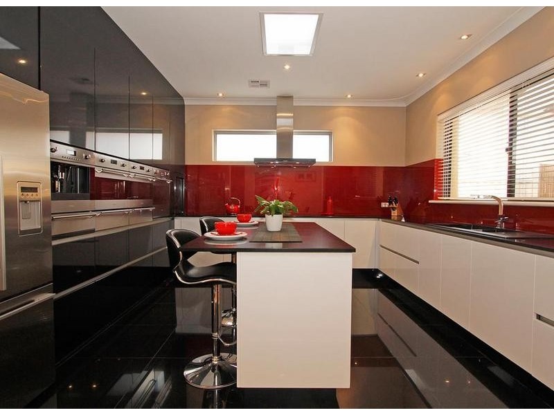 50 Kitchener Road, Melville WA 6156