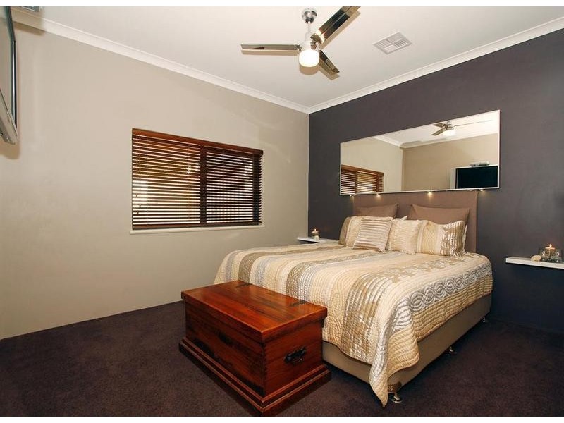 50 Kitchener Road, Melville WA 6156