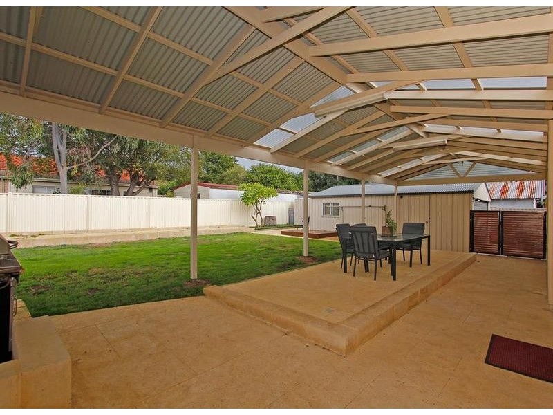 50 Kitchener Road, Melville WA 6156