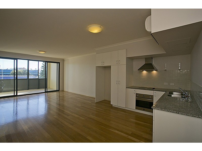 10/2 Pensioner Guard, North Fremantle WA 6159