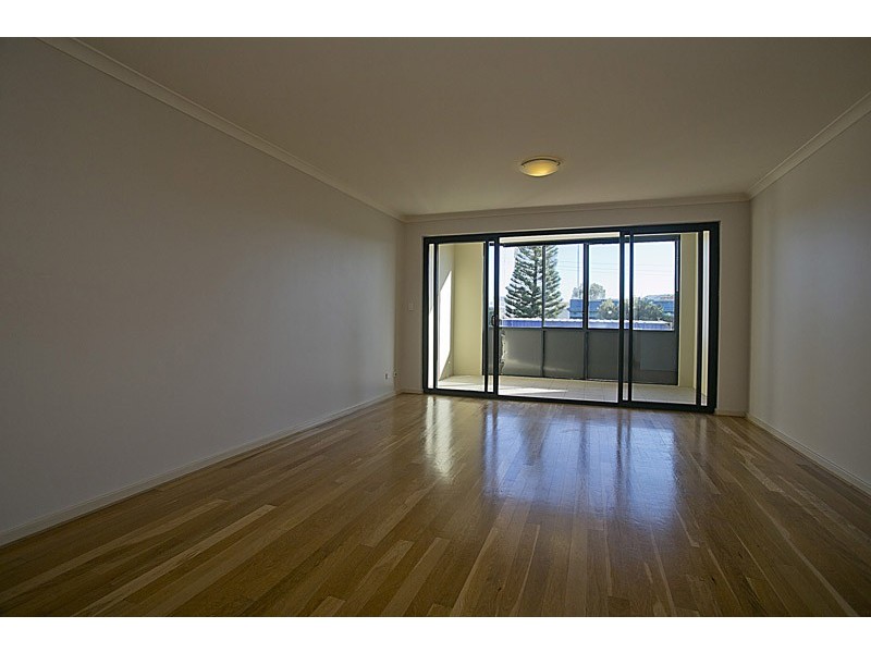 10/2 Pensioner Guard, North Fremantle WA 6159