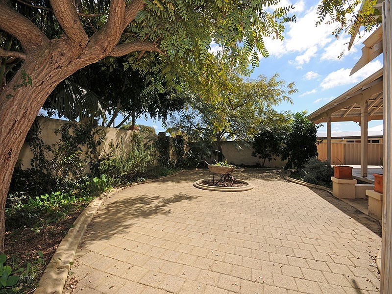 32 Carrington Street, Palmyra WA 6157