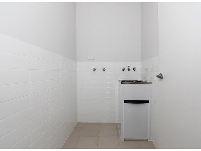 2/7 College Corner, O’connor WA 6163