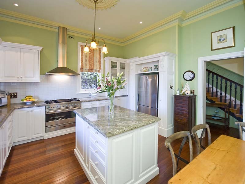 15 Solomon Street, Fremantle WA 6160