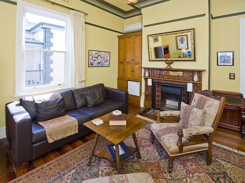 15 Solomon Street, Fremantle WA 6160