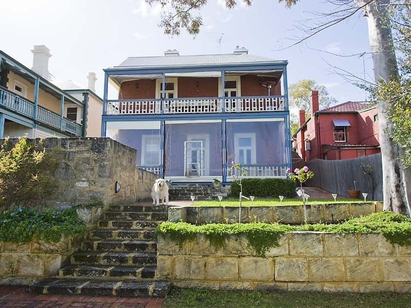 15 Solomon Street, Fremantle WA 6160