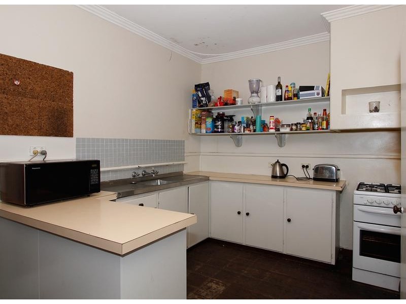 16 Central Terrace, Beckenham WA 6107
