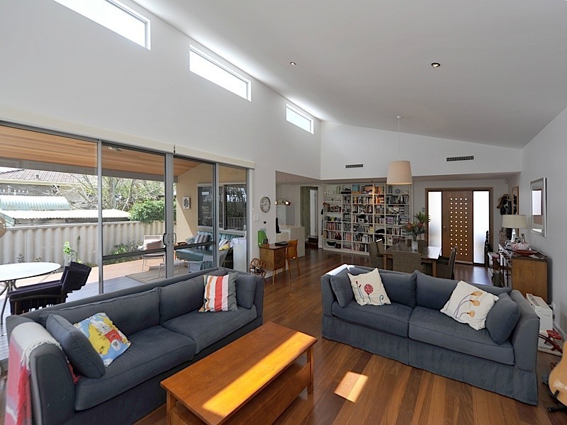 41 Central Avenue, Beaconsfield WA 6162