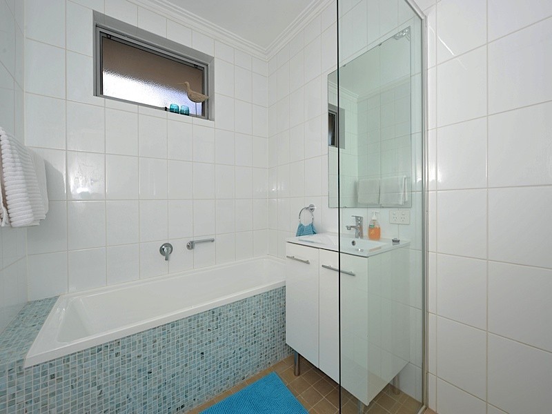 41 Central Avenue, Beaconsfield WA 6162