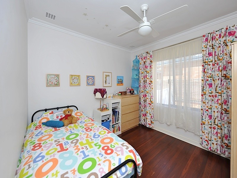 41 Central Avenue, Beaconsfield WA 6162