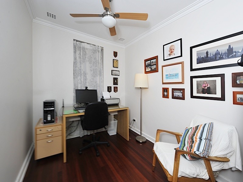 41 Central Avenue, Beaconsfield WA 6162