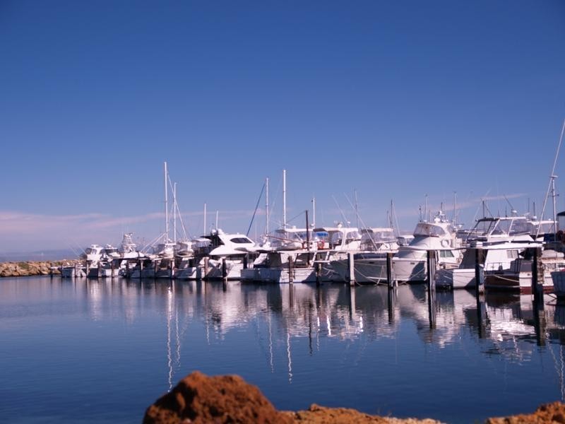 1 Breaksea Drive, North Coogee WA 6163