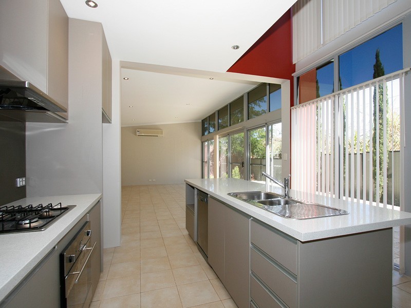 57 Wood Street, White Gum Valley WA 6162