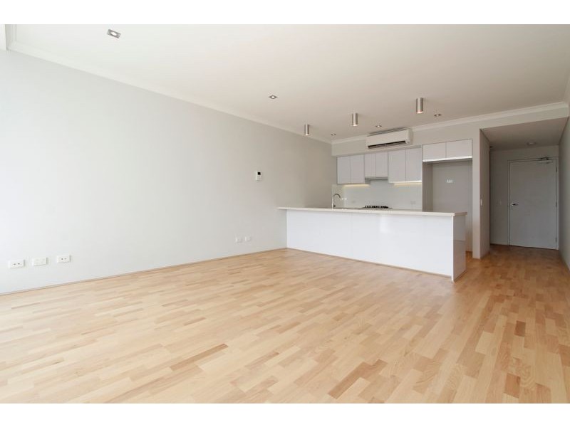 8/7 College Corner, O’connor WA 6163