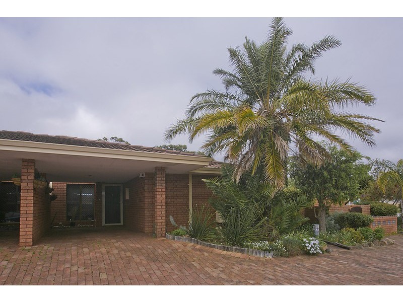 1/182 Holland St, Fremantle WA 6160