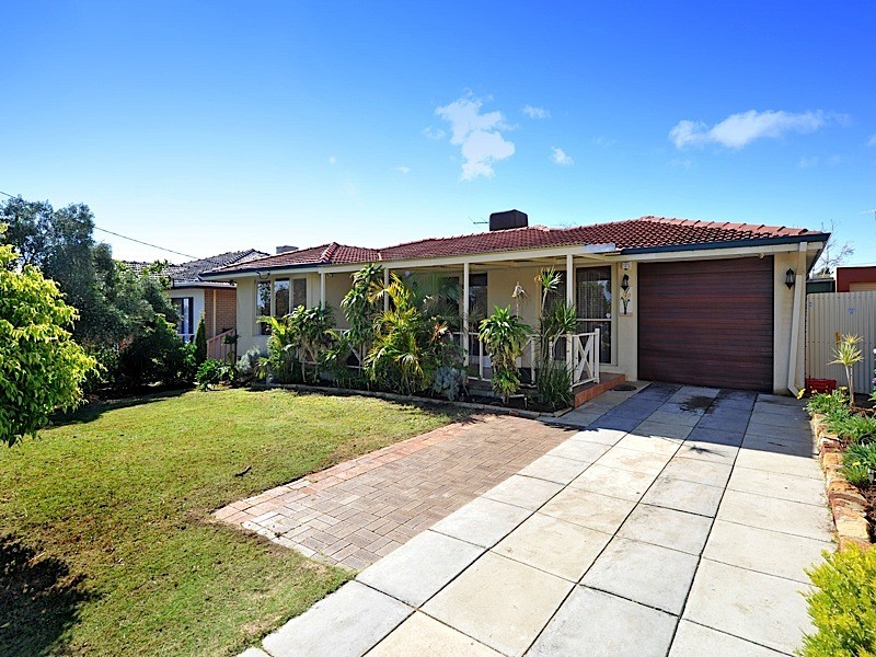 16 Pistol Street, Spearwood WA 6163