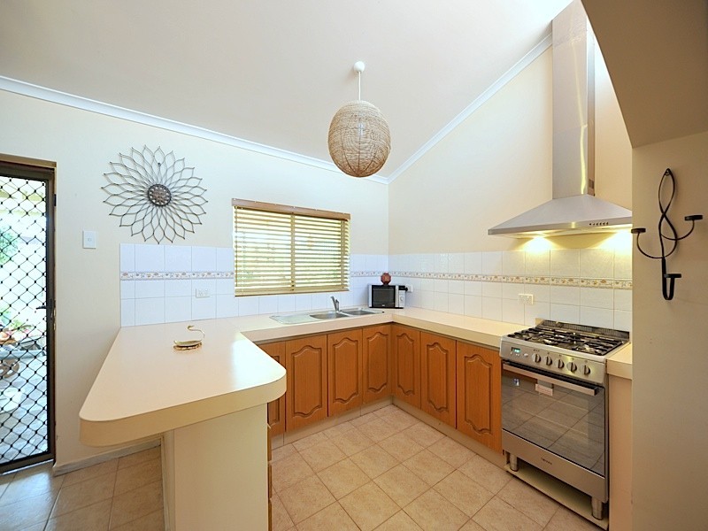 16 Pistol Street, Spearwood WA 6163