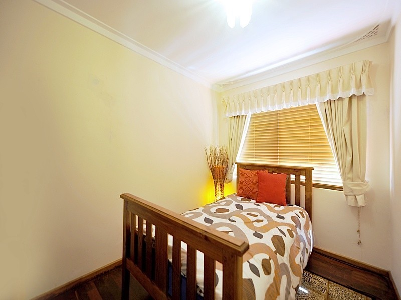 16 Pistol Street, Spearwood WA 6163