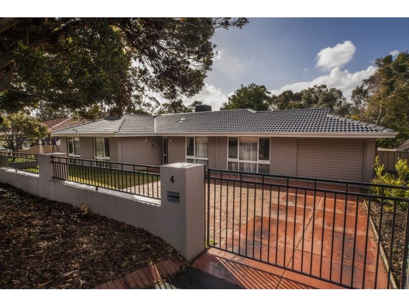 4 Grosvenor Street, Beaconsfield WA 6162