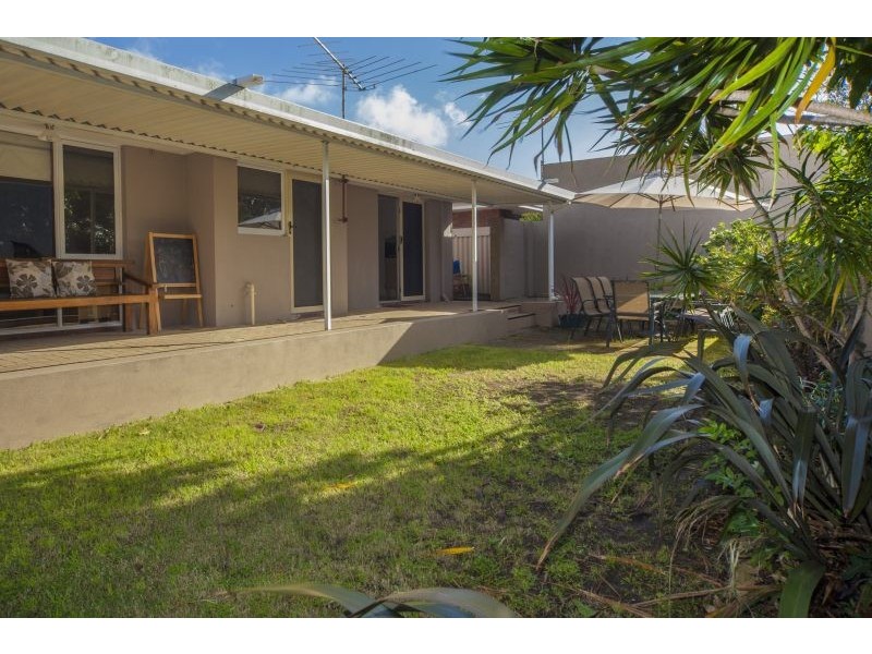 4 Grosvenor Street, Beaconsfield WA 6162