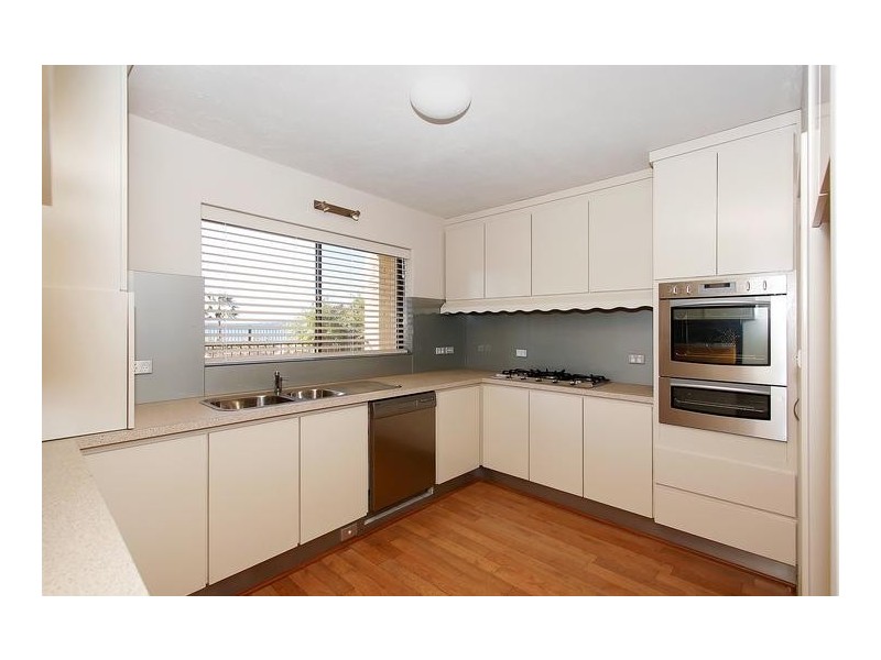 10 Duncraig Road, Applecross WA 6153