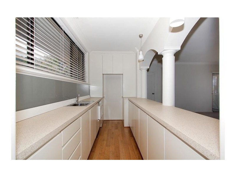10 Duncraig Road, Applecross WA 6153