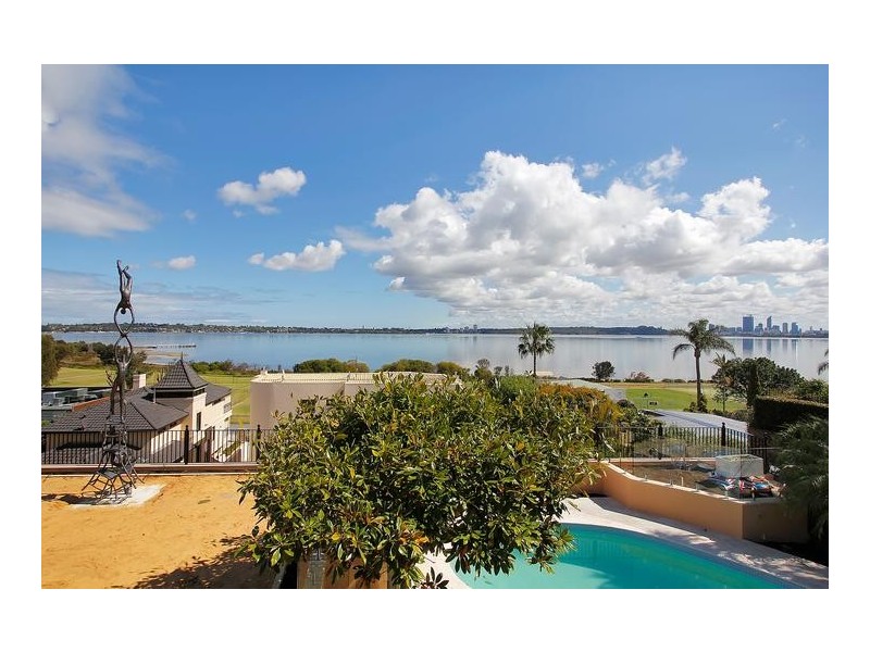 10 Duncraig Road, Applecross WA 6153