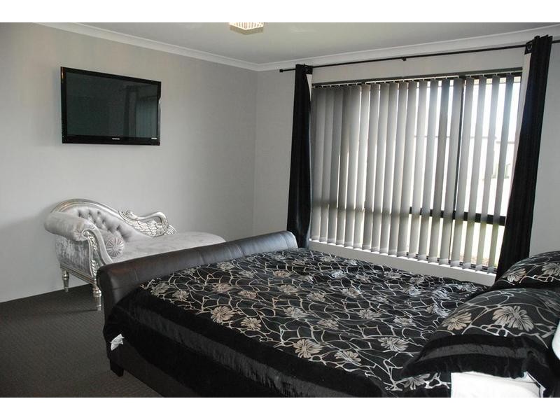 15 Correa Way, Baldivis WA 6171