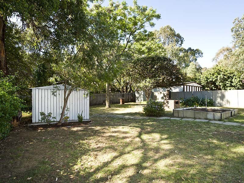 28 Oldham Crescent, Hilton WA 6163