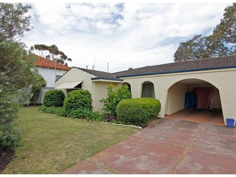 6a Petra Street, Palmyra WA 6157