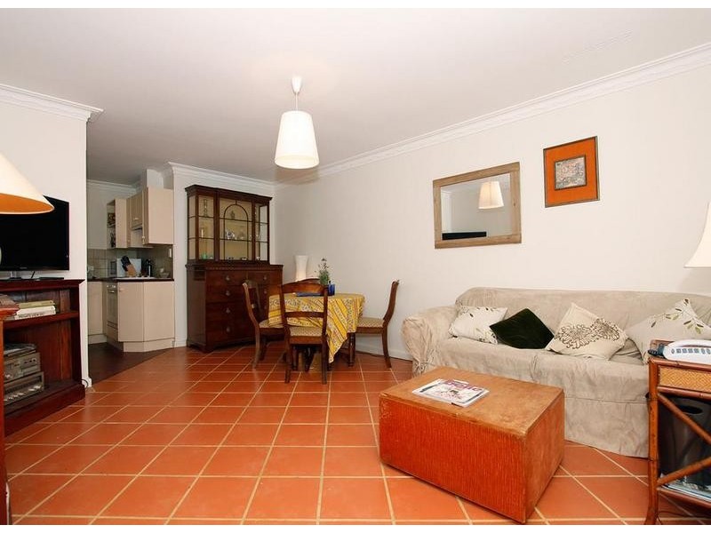 6a Petra Street, Palmyra WA 6157