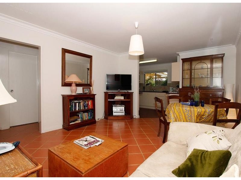 6a Petra Street, Palmyra WA 6157