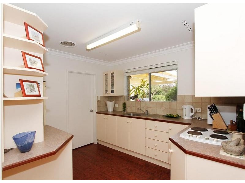 6a Petra Street, Palmyra WA 6157