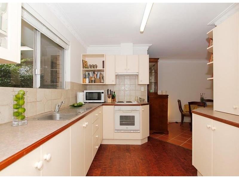 6a Petra Street, Palmyra WA 6157