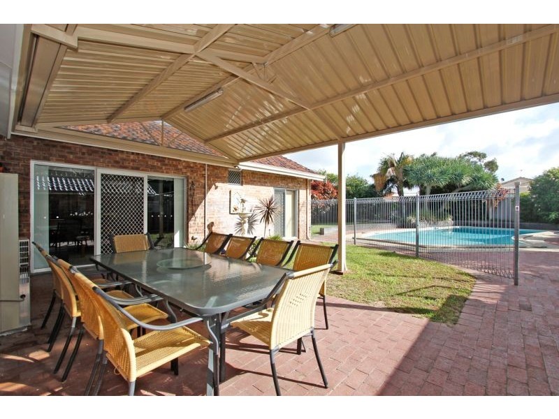 17 Gimber Street, Melville WA 6156