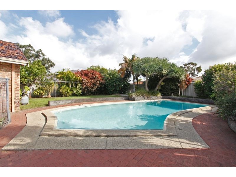 17 Gimber Street, Melville WA 6156