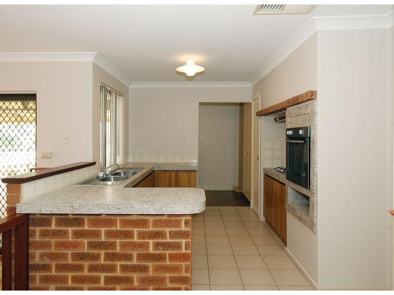 1 King Close, Winthrop WA 6150