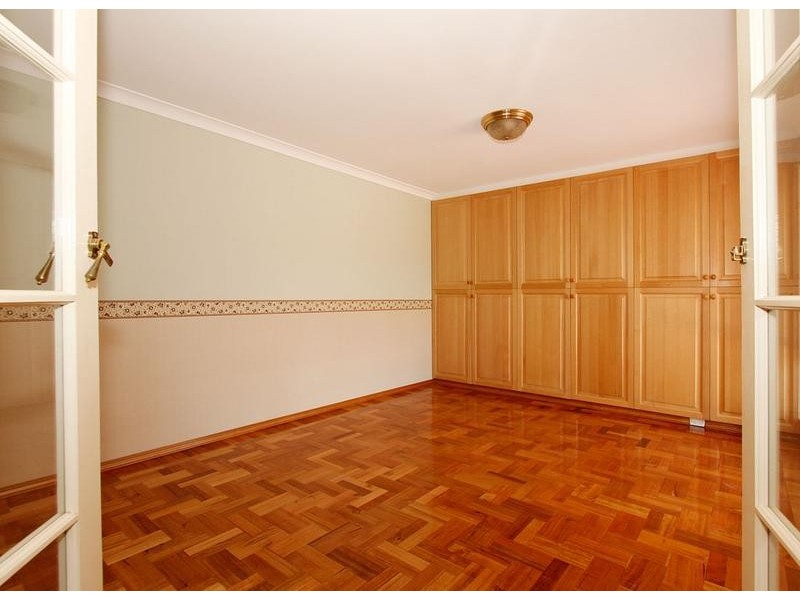 1 King Close, Winthrop WA 6150