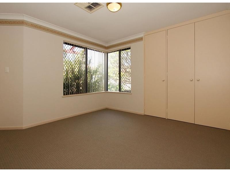 1 King Close, Winthrop WA 6150