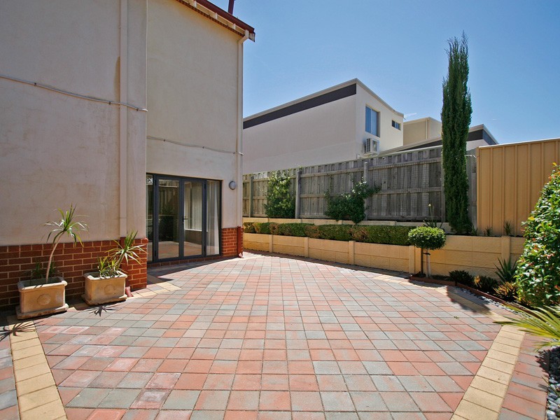 3/181 Marmion Street, Fremantle WA 6160