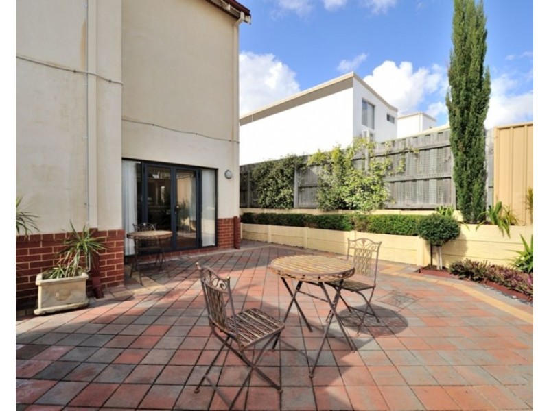 3/181 Marmion Street, Fremantle WA 6160