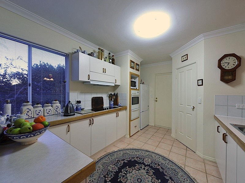 19 Barnard Street, Alfred Cove WA 6154